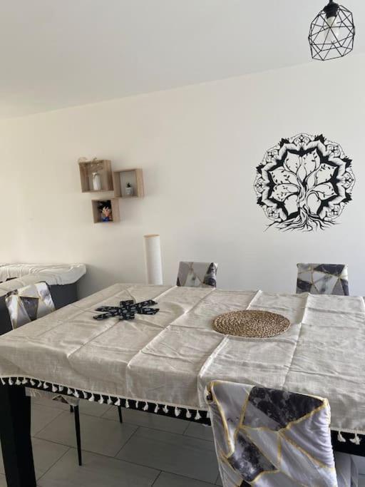 Appartement Ping-Pong Proche Gare Gagny Εξωτερικό φωτογραφία